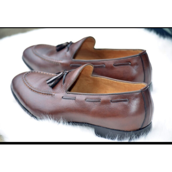Masked Leather Loafers w/ Tassel