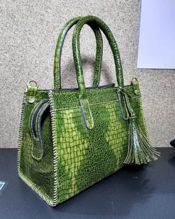 Cuir Élégant Green Leather Bag