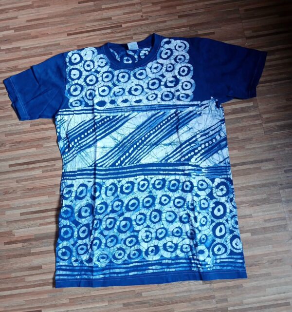 Àràdà Batik Tshirt - Image 4