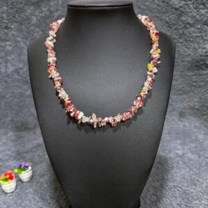 crystal scarlet chipstone necklace